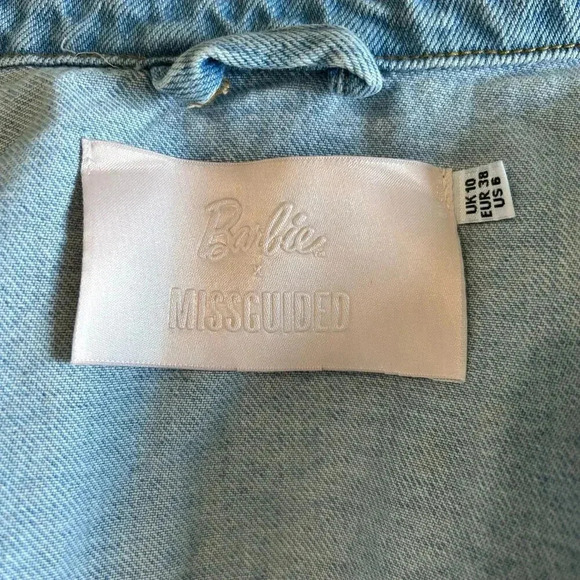 Barbie X Missguided Oversized Blue Acid Wash Denim Jacket Distressed Size 6 - Picture 8 of 10